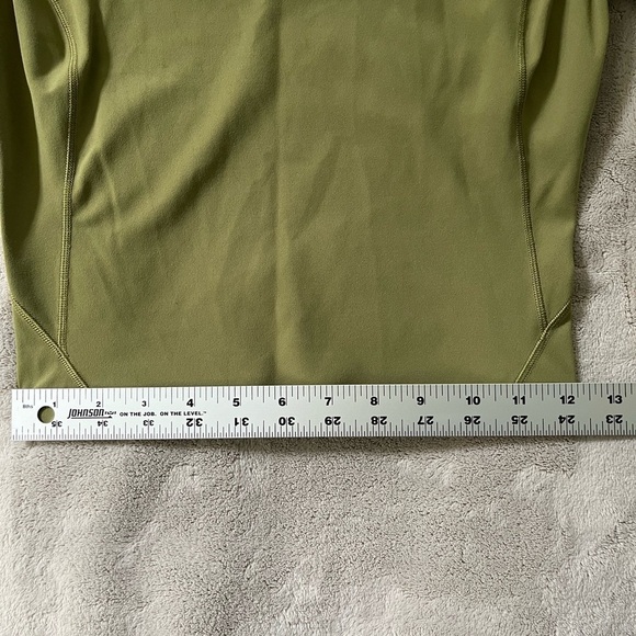 NWOT Lululemon Align Tee Shirt Bronze Green Cropped Short Sleeve Athleisure - Picture 9 of 10